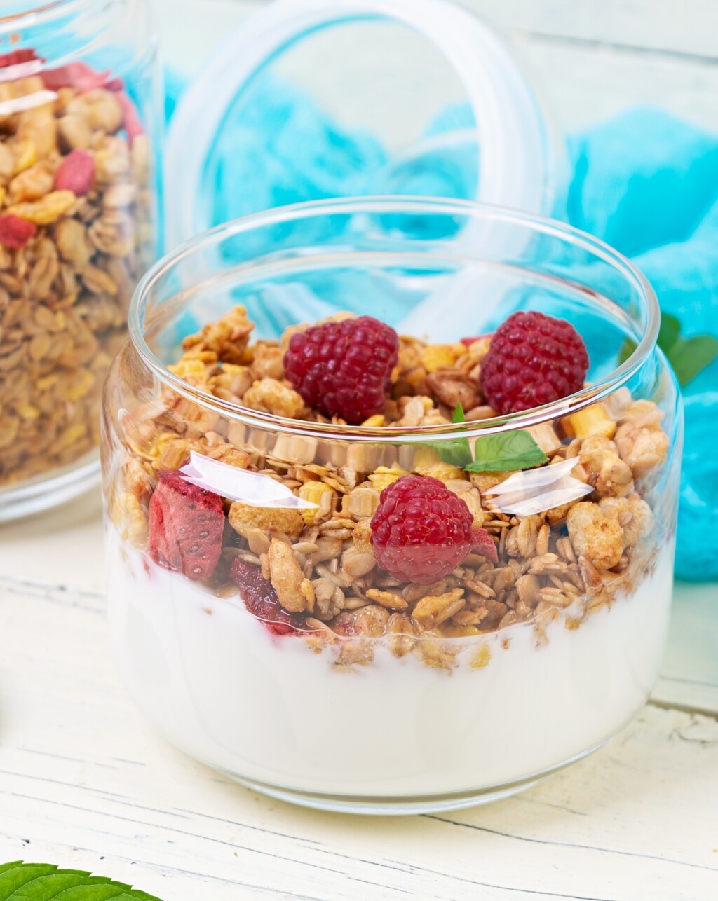 Mnoge kupovne granole prepune su dodanog šećera, ulja