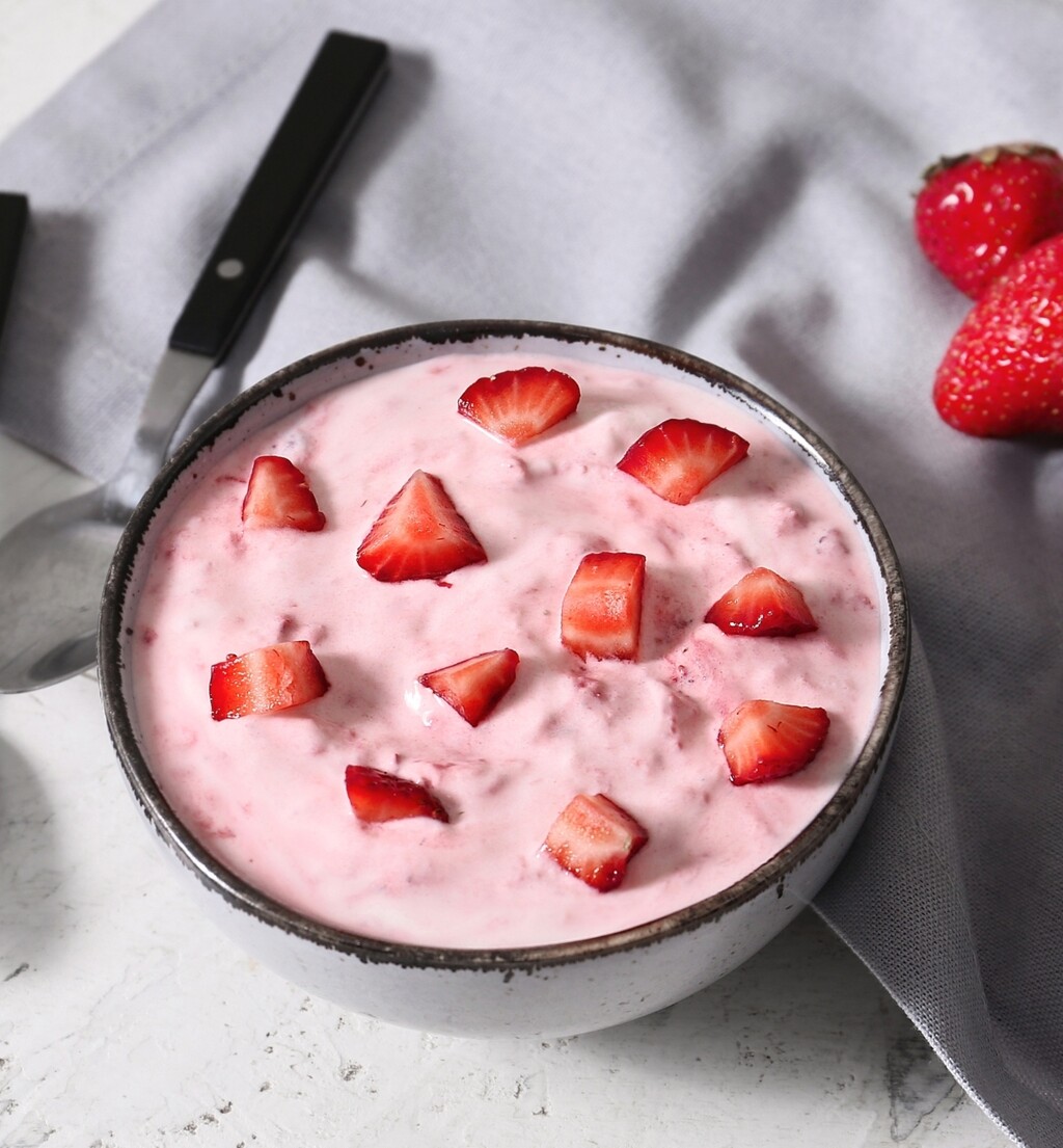 Voćne verzije jogurta iz trgovine često su zaslađene i sadrže umjetne arome