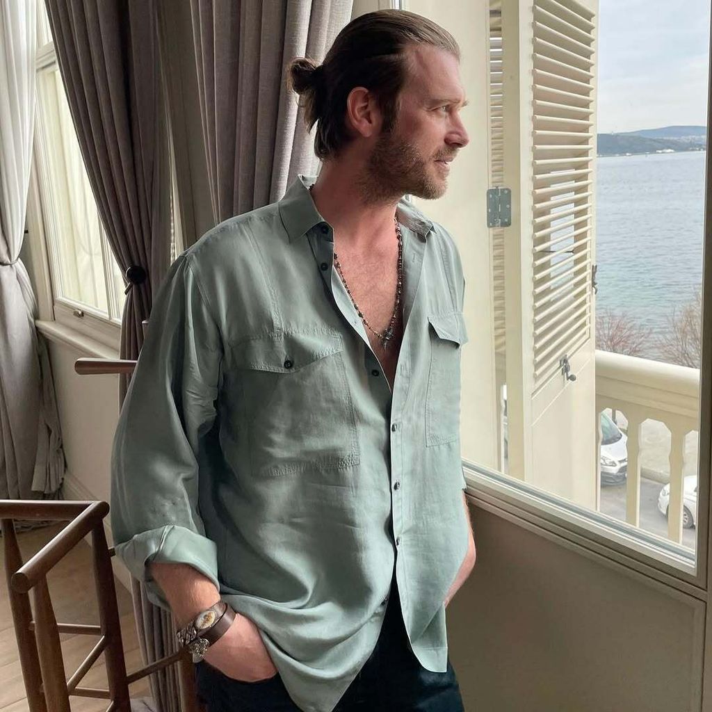 Kıvanç Tatlıtuğ - 2