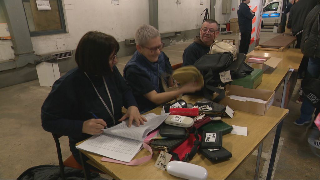 Policija prodaje nađene stvari - 4