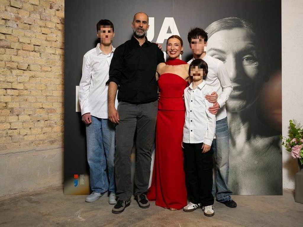 Daria Lorenci Flatz s obitelji