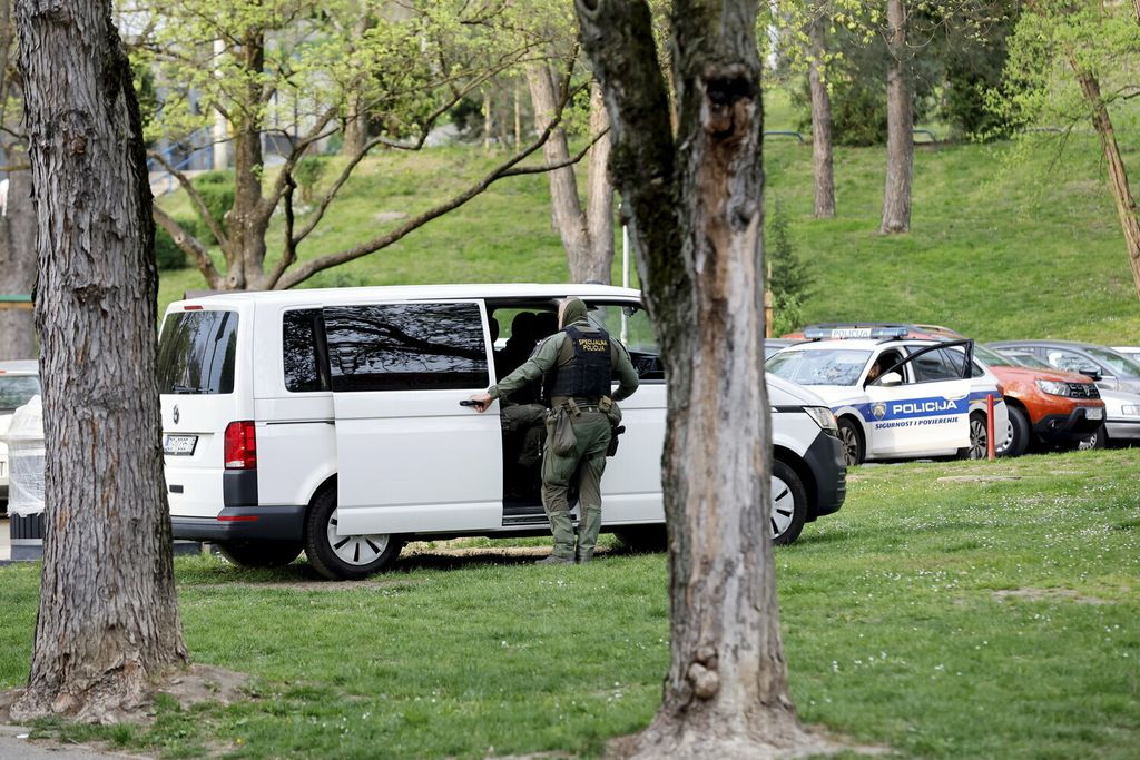 Opsada nebodera na zagrebačkom Črnomercu - 11