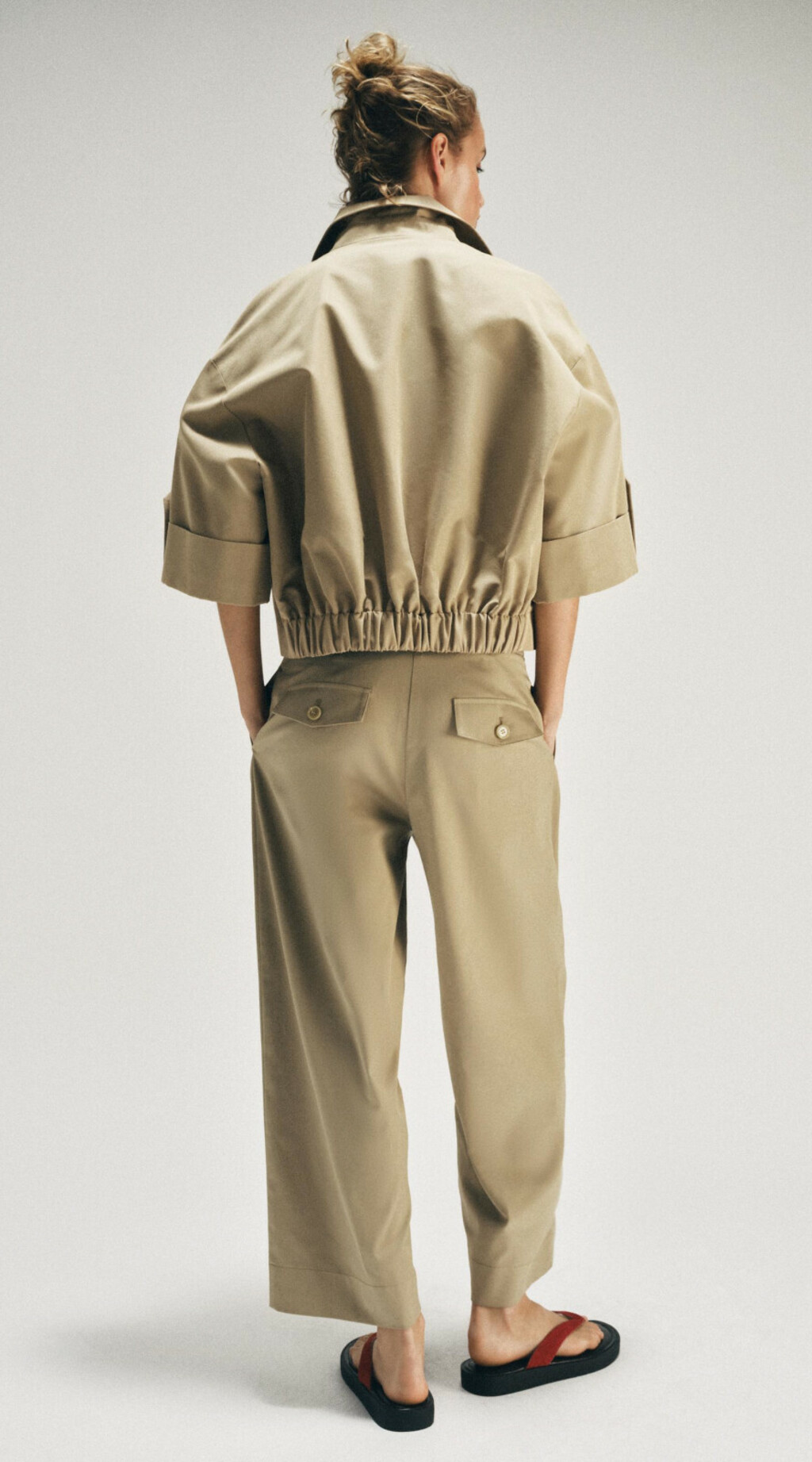 Ana Gruica Uglešić nosi kratki baloner iz Zare