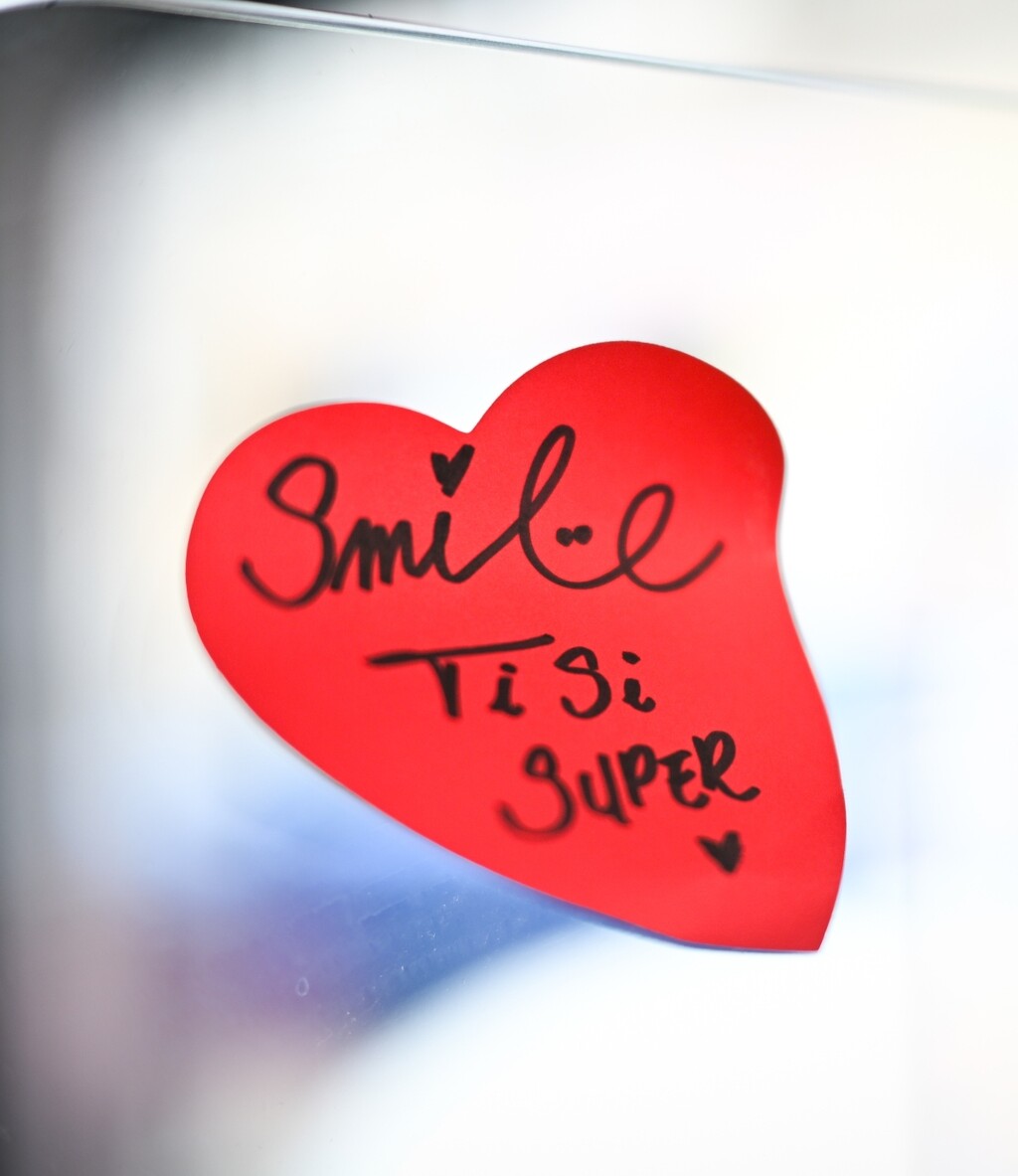 Simpatična i topla poruka u tramvaju