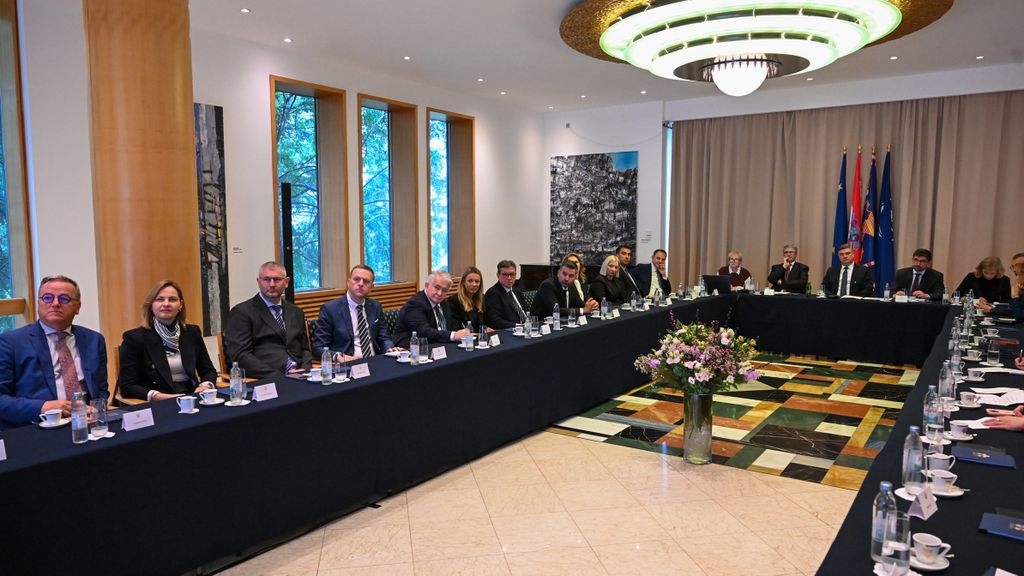 Predsjednik Milanović s članovima Kluba izvoznika - 6