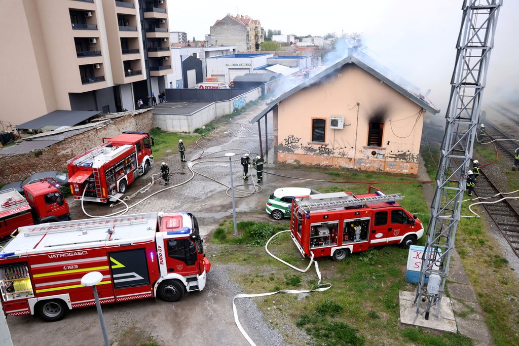 Požar skladišta HŽ-a - 6