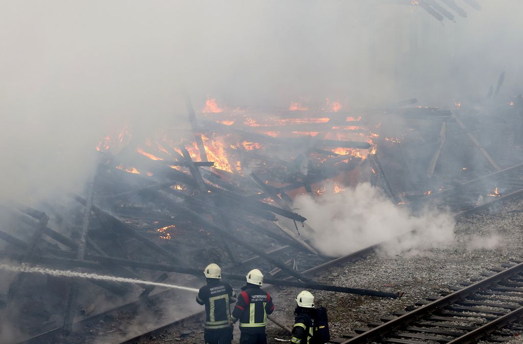 Požar skladišta HŽ-a - 6