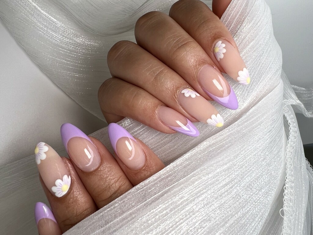 Cvjetne manikure stvorene su za proljeće - 6