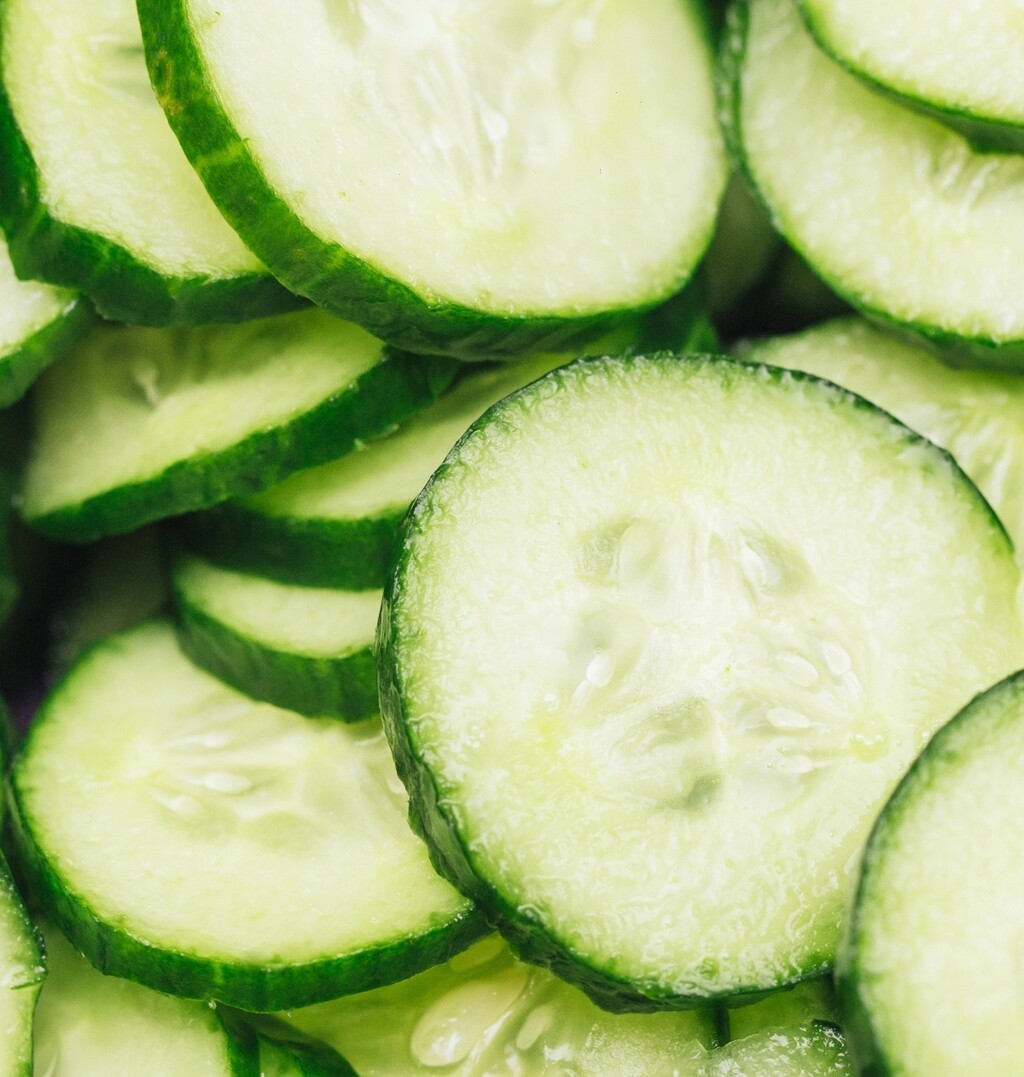 Uklanjanje sjemenki ili odabir manjih, mlađih krastavaca može pomoći