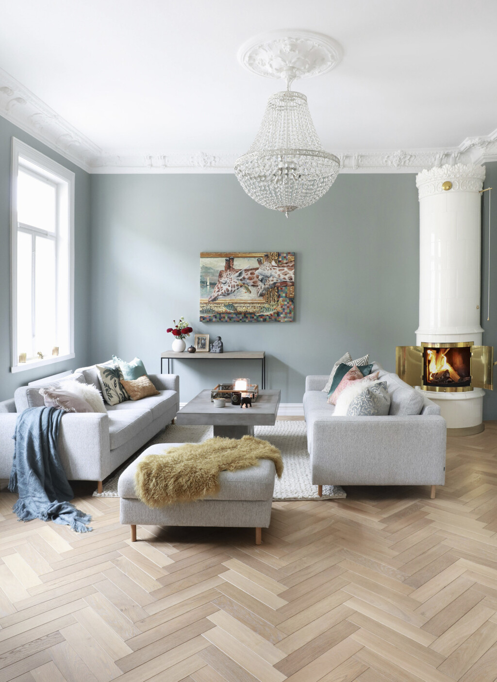 Stan sa 'zaobljenom' kuhinjom i slikom ikone 90-ih u toaletu - 4