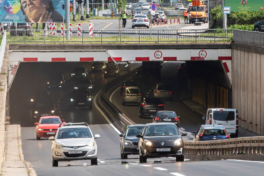 Otvoren podvožnjak kod Vjesnika - 1
