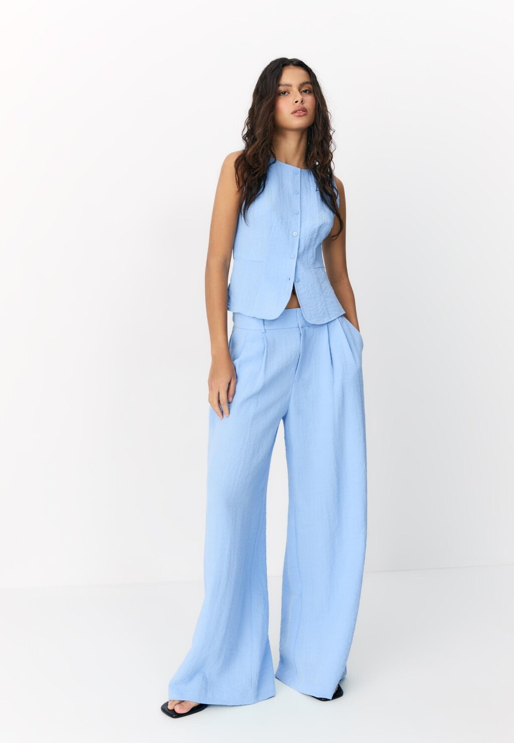 Stradivarius, 15,99 eura