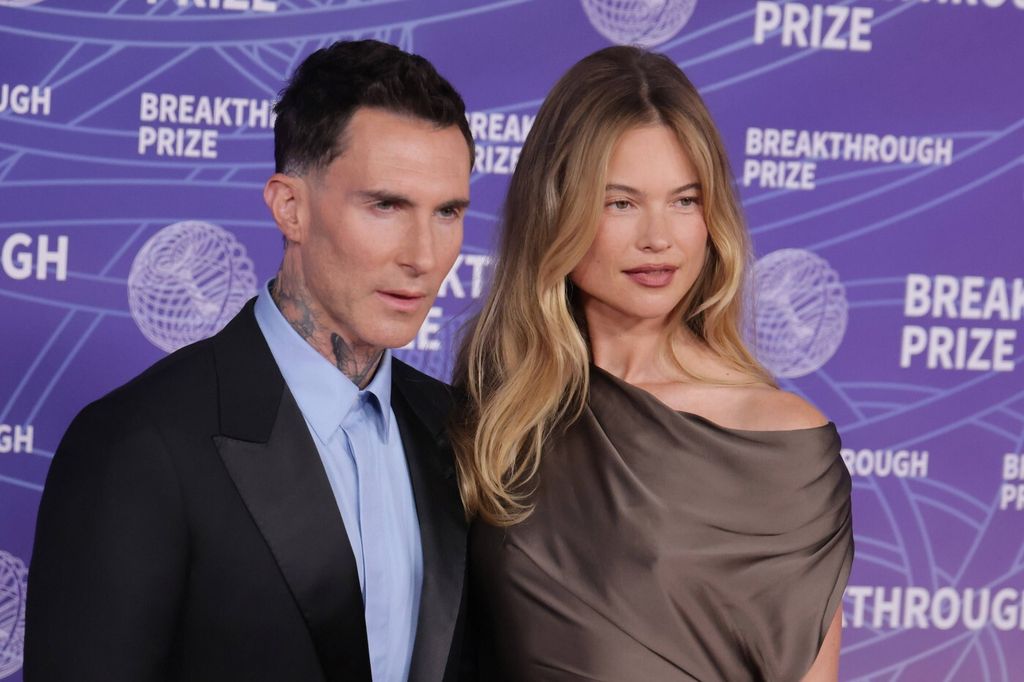 Adam Levine, Behati Prinsloo