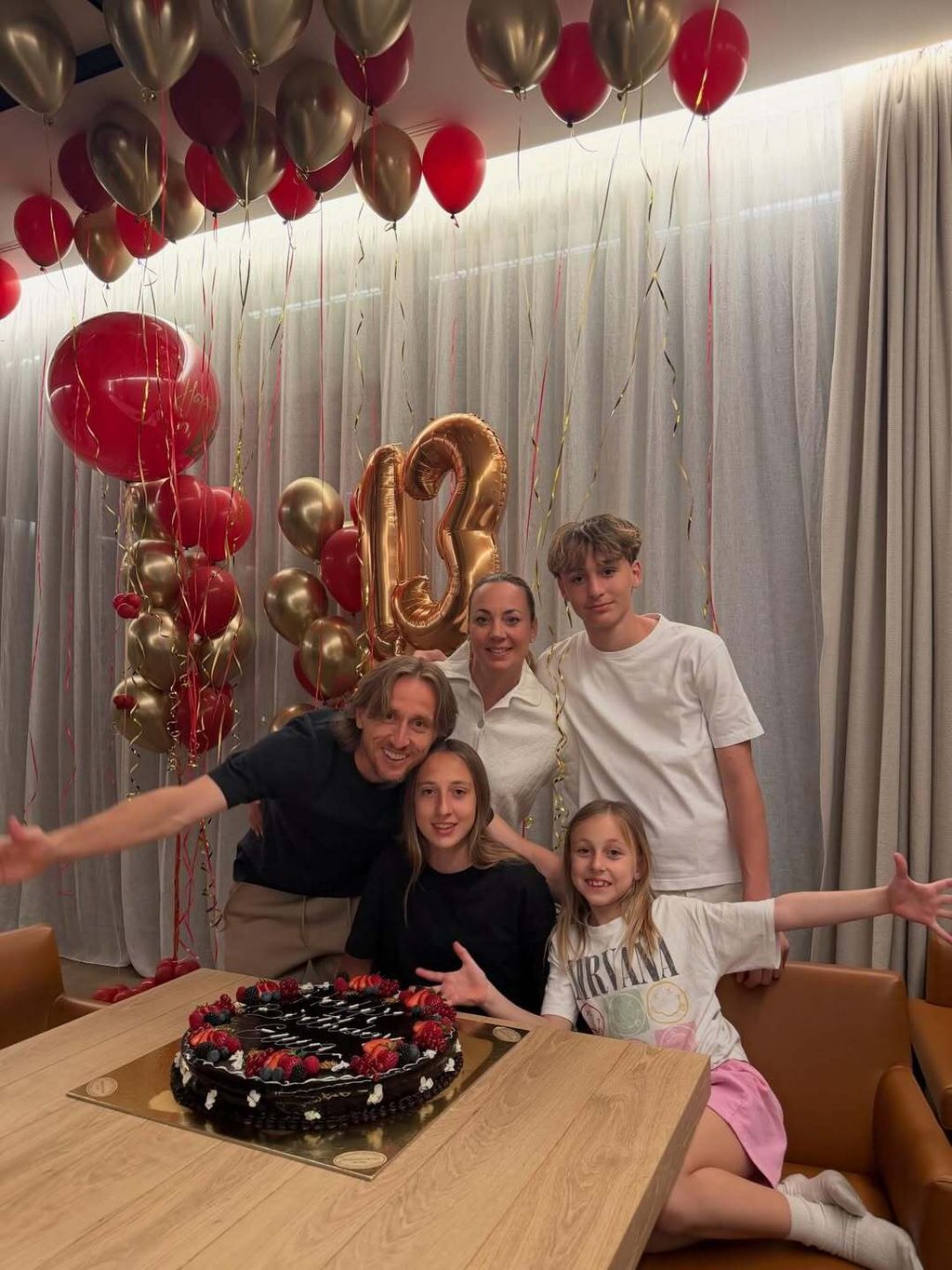 Luka Modrić s obitelji - 1