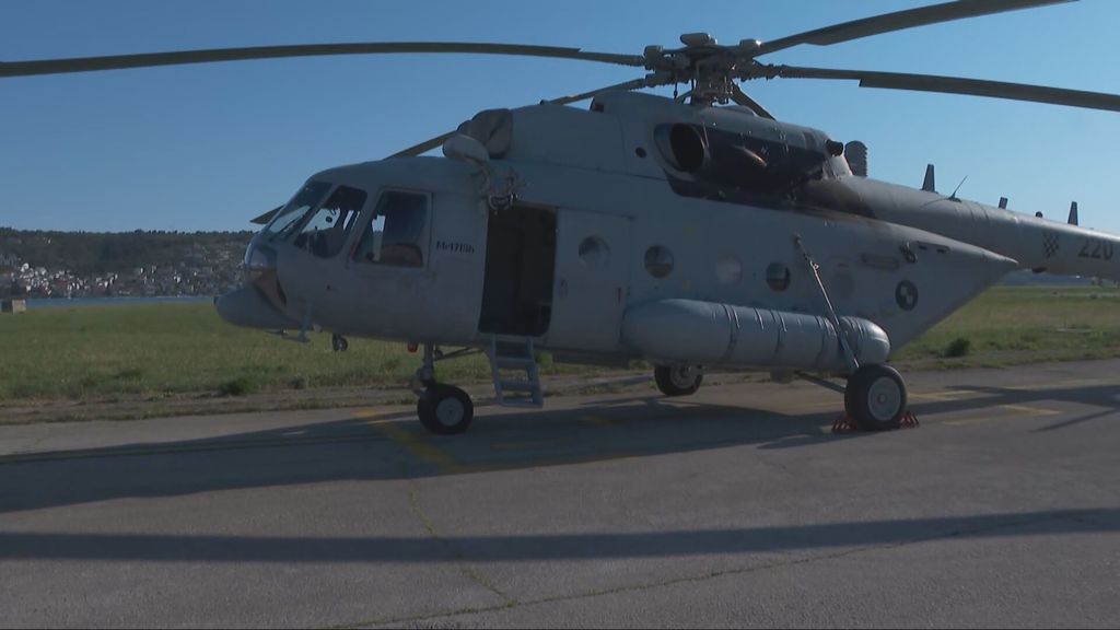 Helikopterom HRZ-a prevezen životno ugrožen dječak - 2