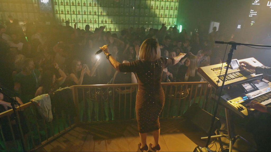 In Magazin: Neda Ukraden - 4