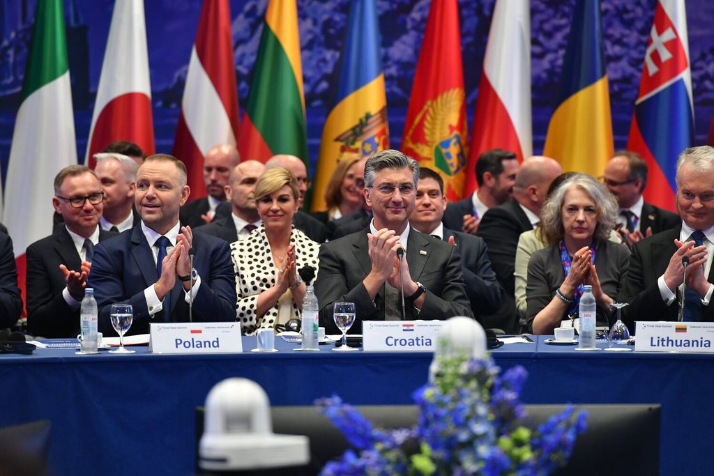 U sklopu Inicijative triju mora potpisan sporazum u području energetike, prometa, tehnologije, financija i porezne politike