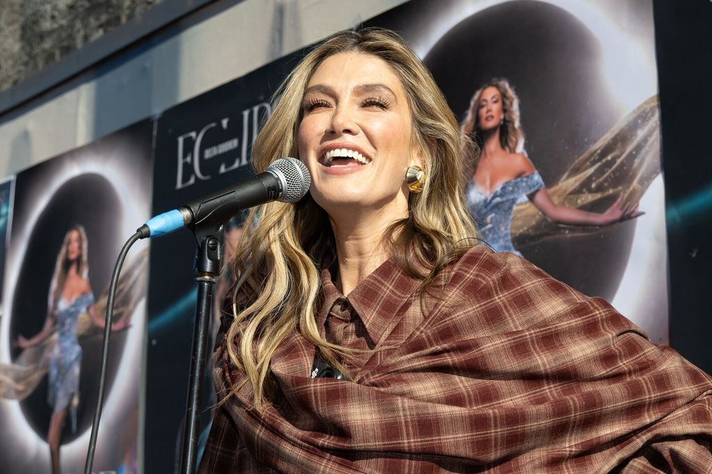 Delta Goodrem - 1