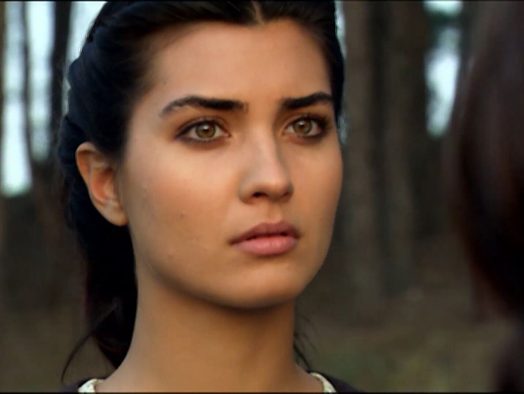 Tuba Büyüküstün - 2