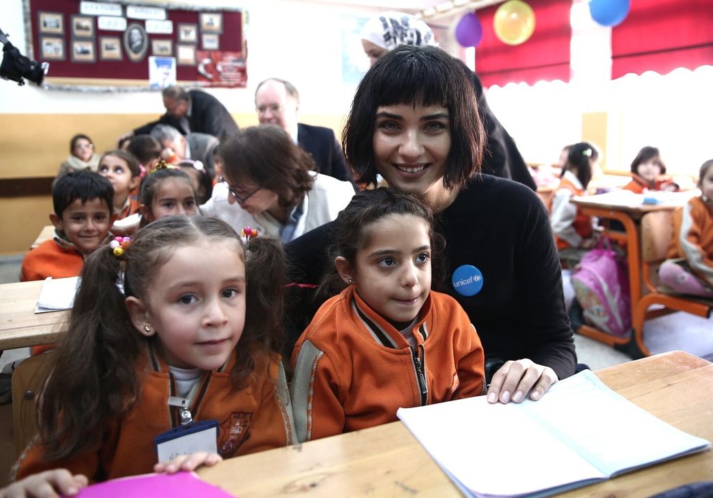 Tuba Büyüküstün - 12