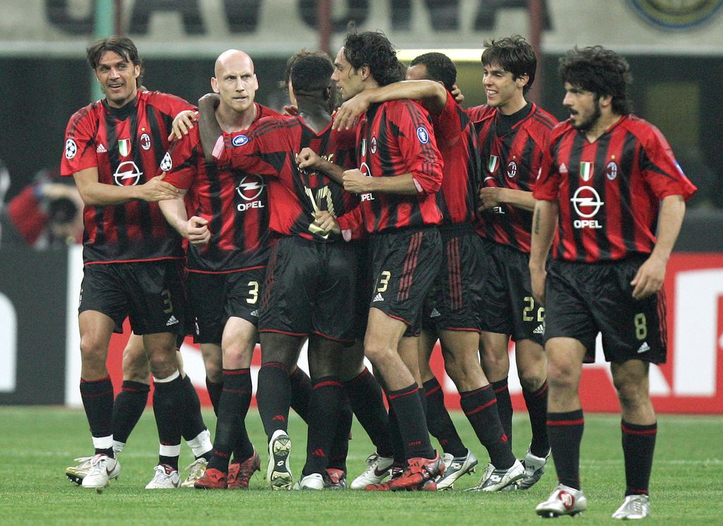 Legendarna momčad Milana s Maldinijem i Kakom (Foto: AFP)