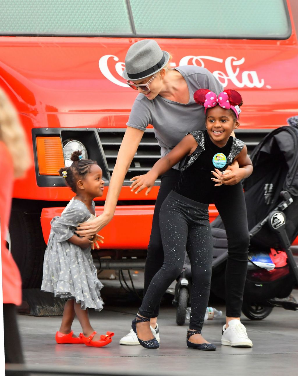 Charlize Theron sa sinom Jacksonom i kćeri