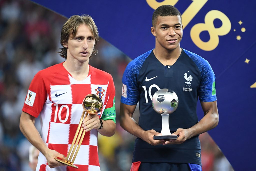 Luka Modrić i Kylian Mbappe (Foto: AFP)