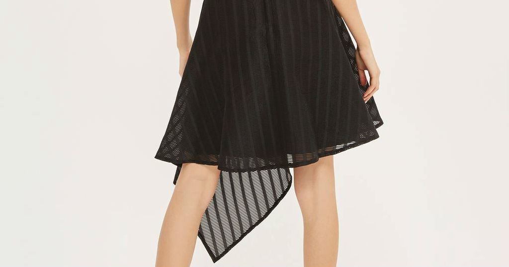 Mala crna haljina iz trgovina - 1