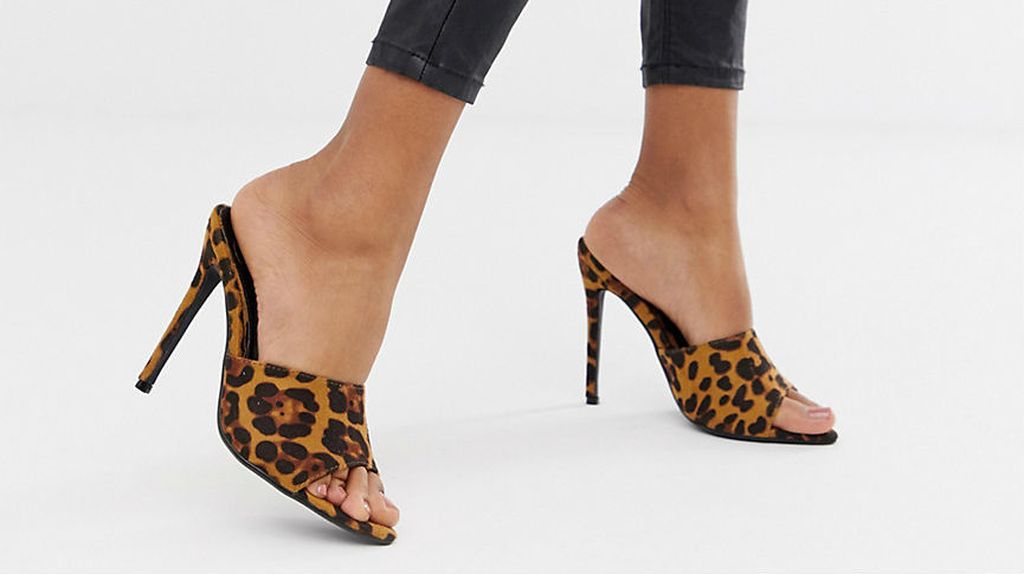 Natikače s visokom potpeticom ponovo se vraćaju u modu