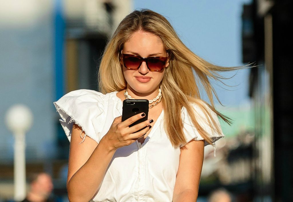 Street style izdanje lijepe mame iz Zagreba