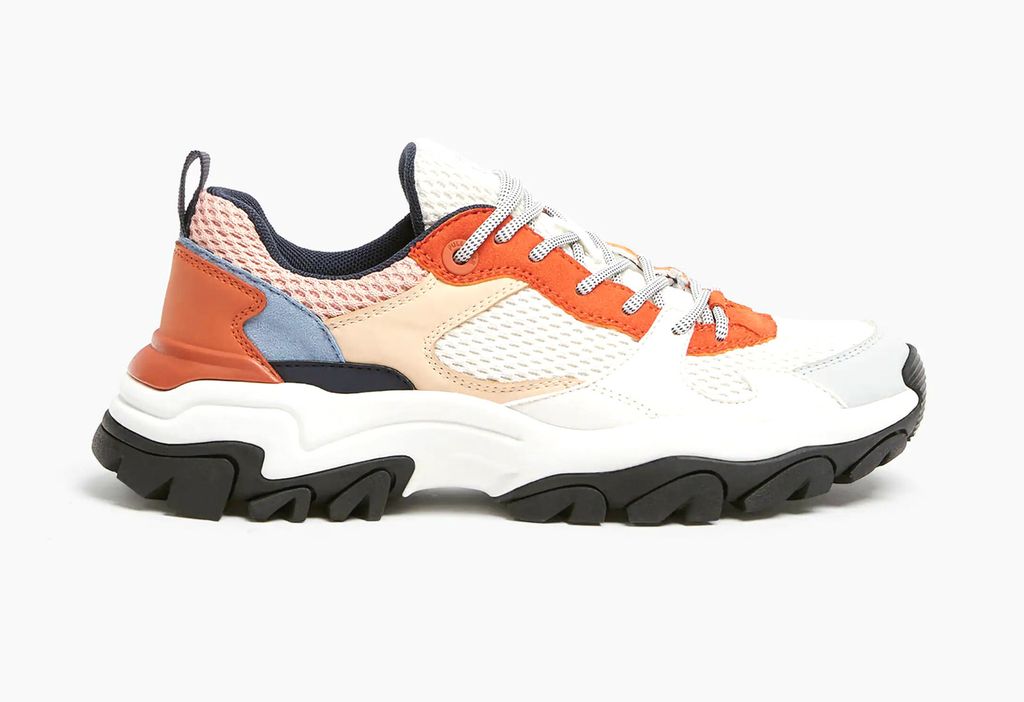 Pull & Bear, 349 kuna