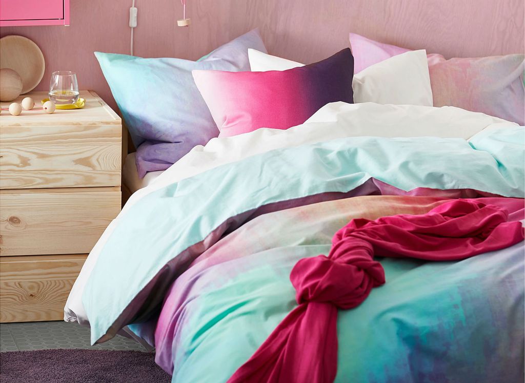 Šarena IKEA posteljina donosi dašak optimizma u spavaću sobu