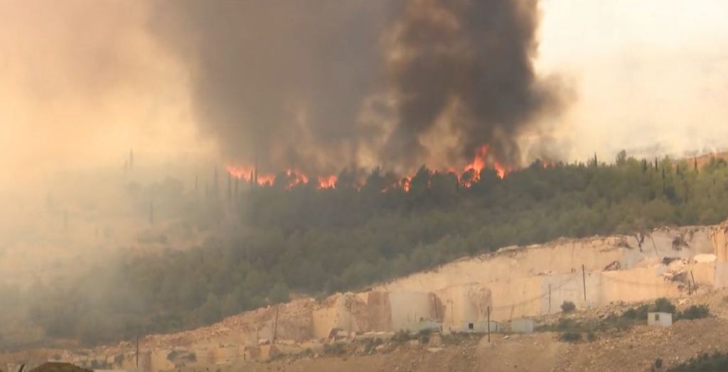 Velik požar u okolici Trogira - 5