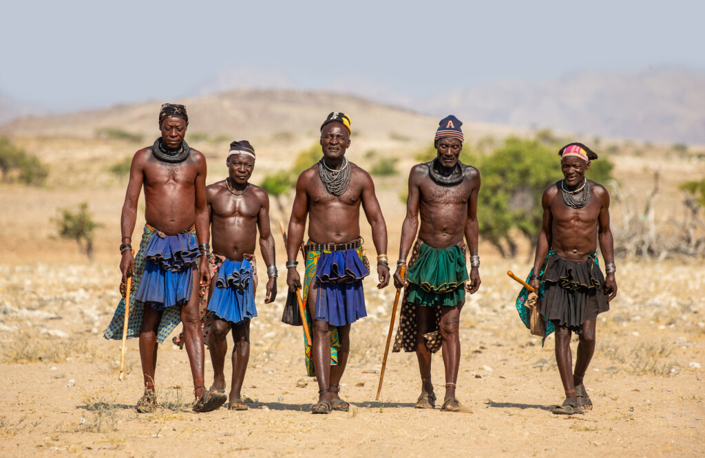 Lijeni muškarci plemena Himba