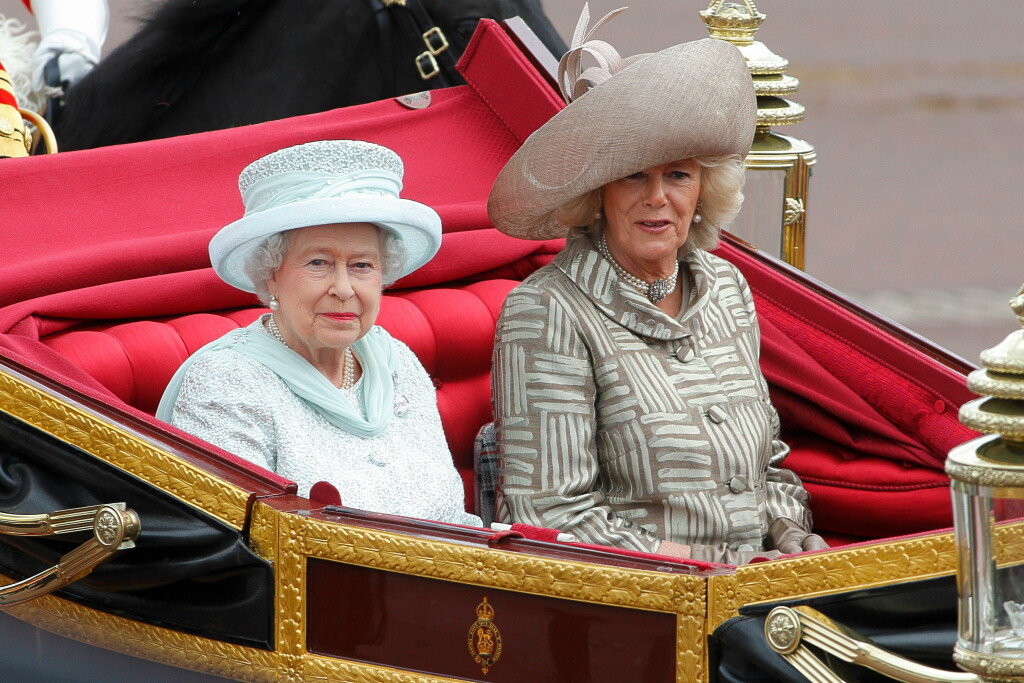Kraljica Elizabeta II. i Camilla, vojvotkinja od Cornwalla