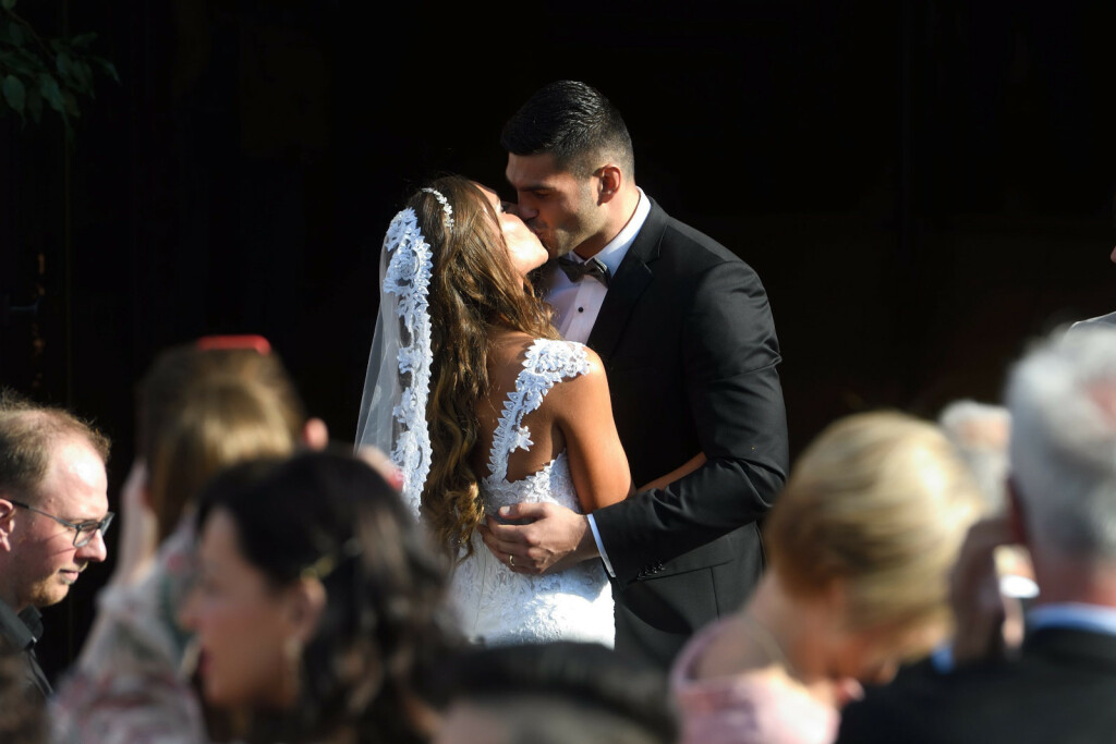 Marinela i Filip Hrgović vjenčali su se 1. lipnja 2019. u župnoj crkvi Svih Svetih u Sesvetama - 3