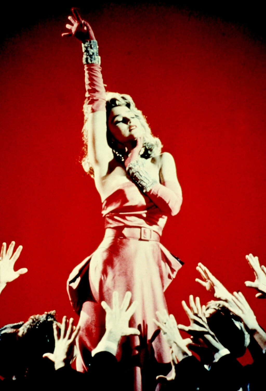 Scena iz Madonnina videospota za pjesmu Material Girl