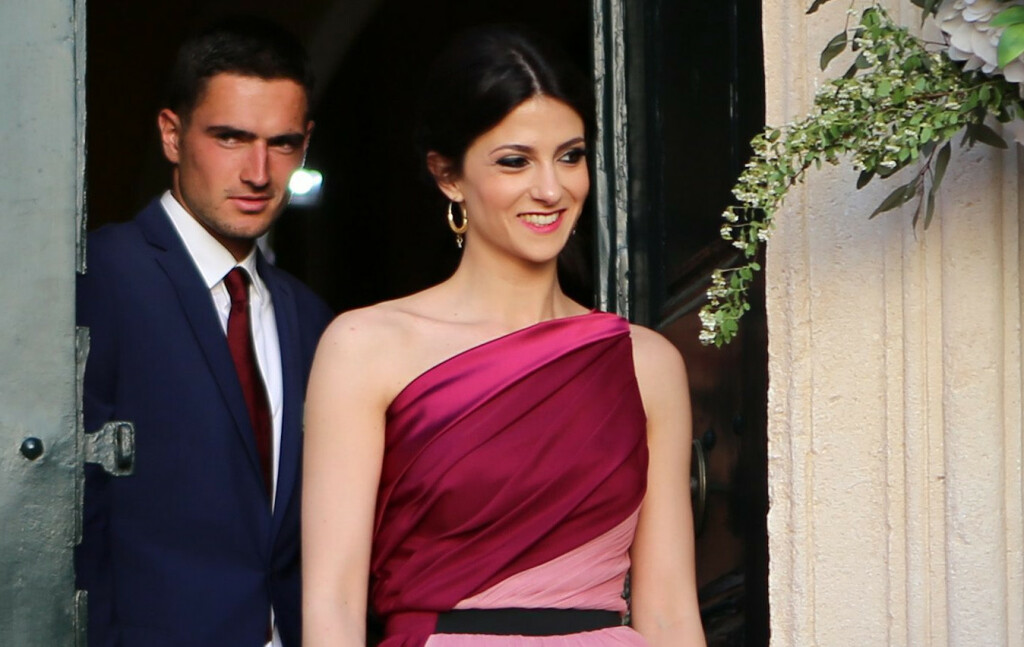 Vjenčana kuma Kristine Milković Čilić nosila je prekrasnu dvobojnu haljinu s potpisom Ivana Alduka - 4