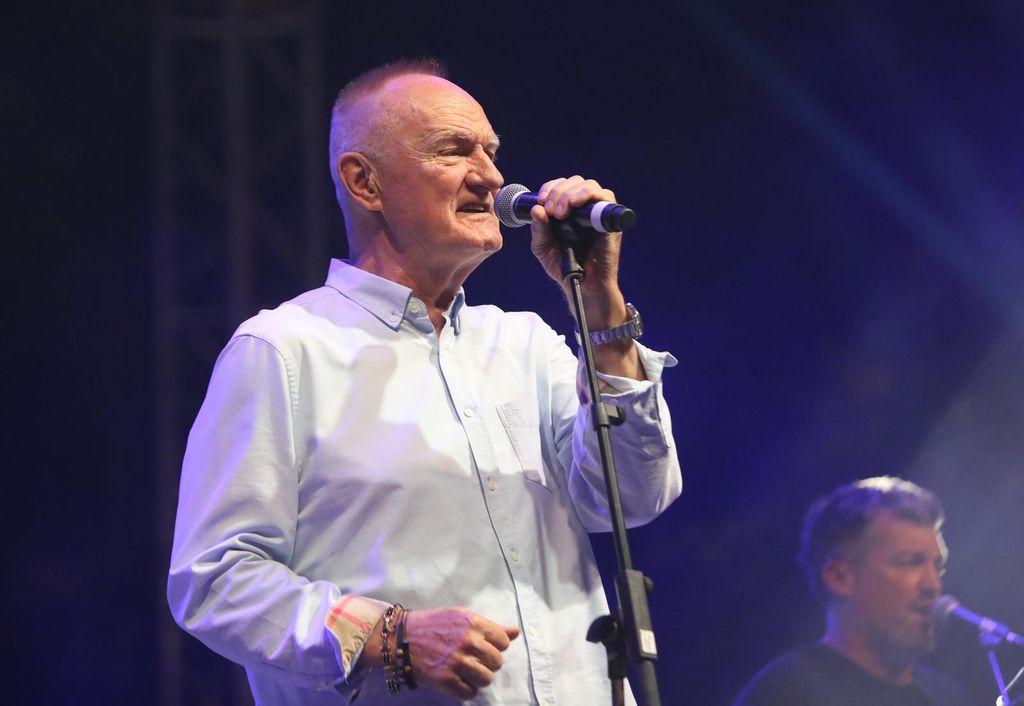 Maja Šuput, Mate Bulić