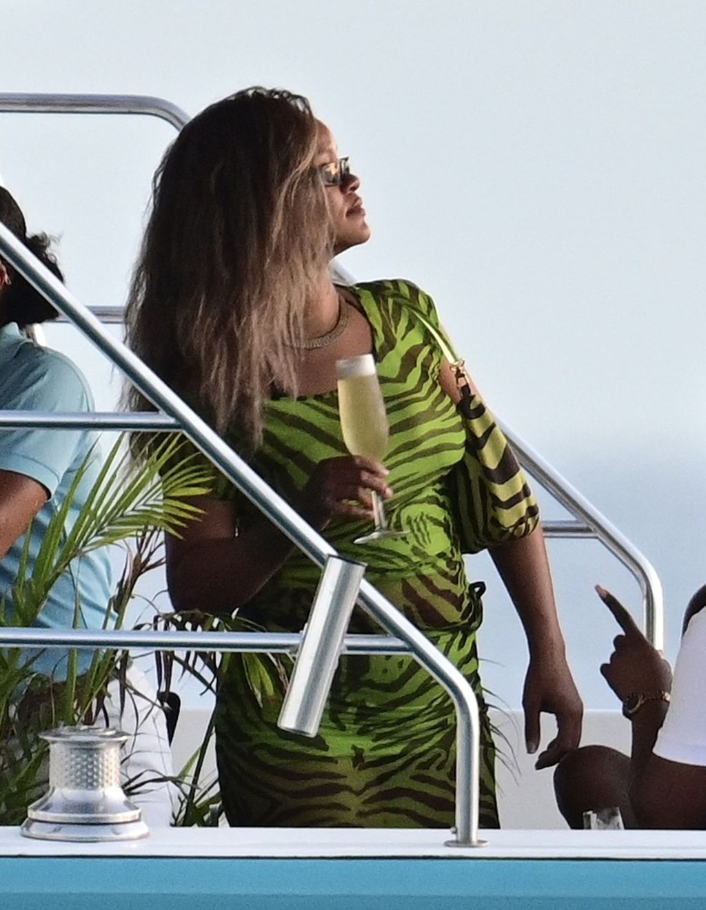 Rihanna - 7