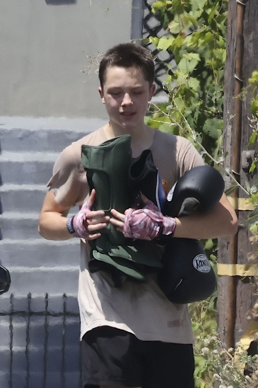 Knox Leon Jolie-Pitt - 3