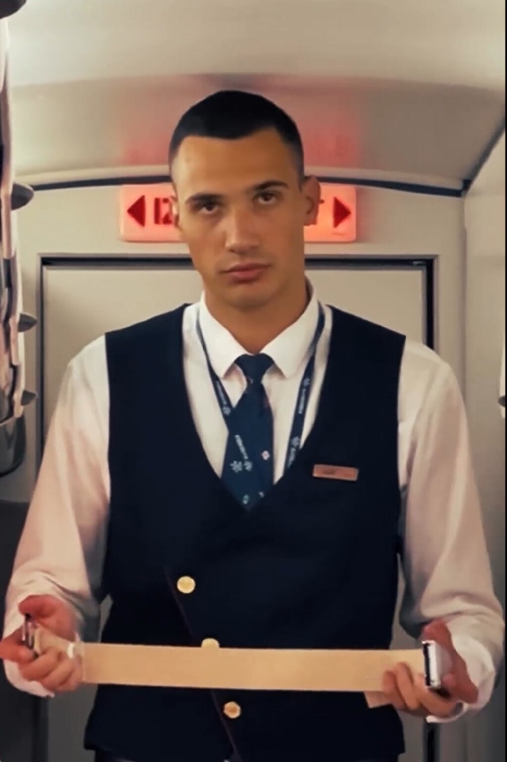 Zgodni stjuardi iz Srbije