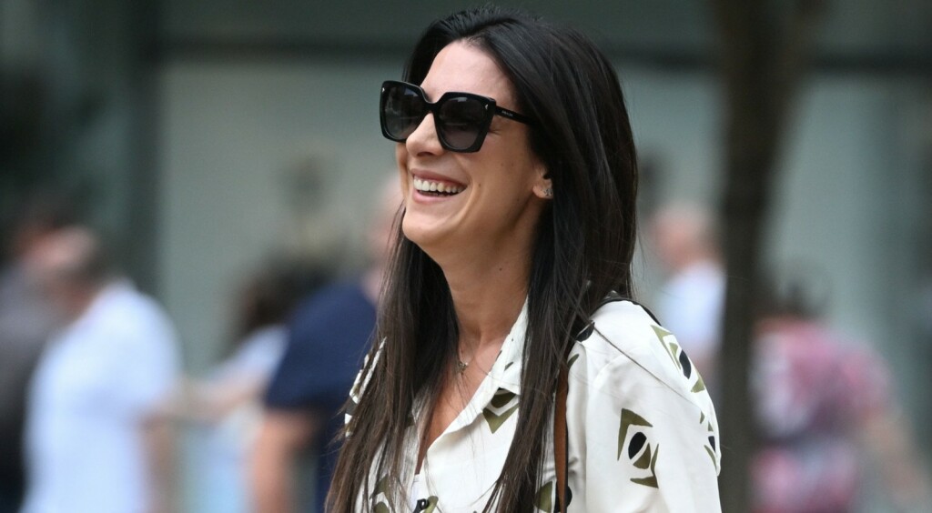 Crna sa zagrebačke špice u palazzo hlačama iz Zare - 3