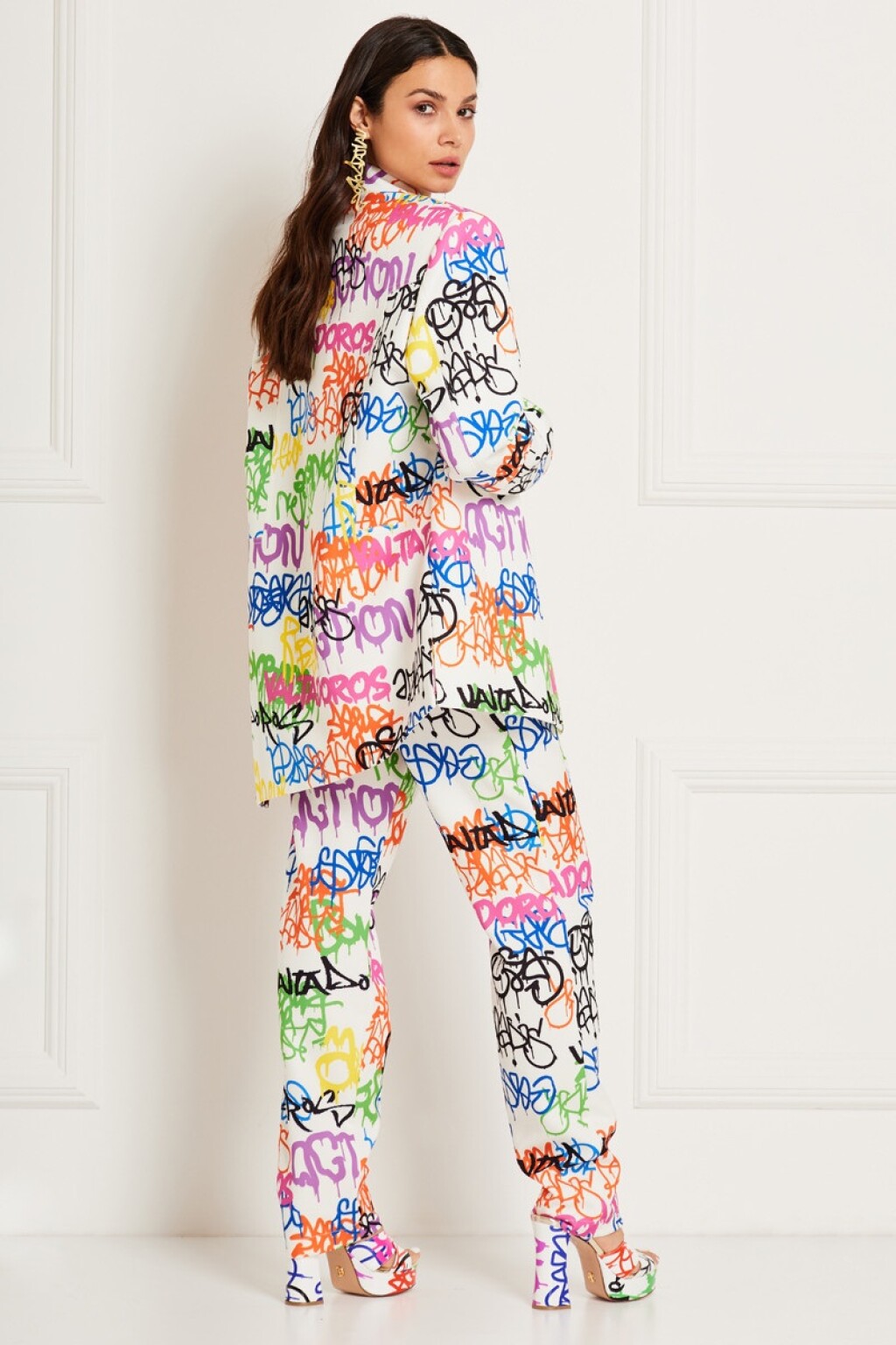 Odijelo modne kuće Valtadoros