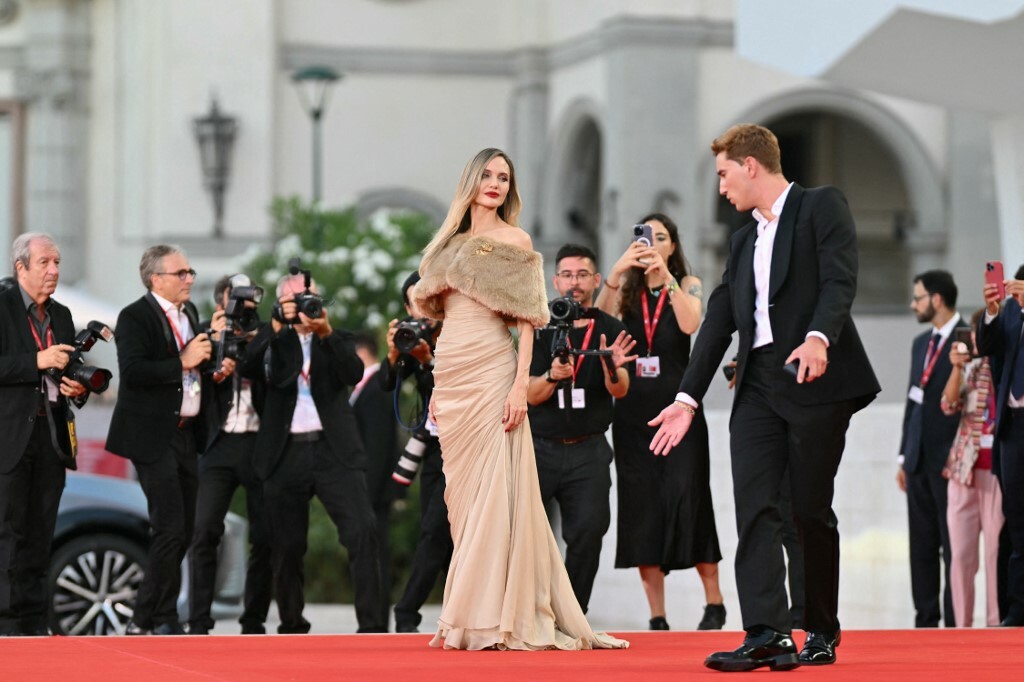 Angelina Jolie na 81. Filmskom festivalu u Veneciji - 3