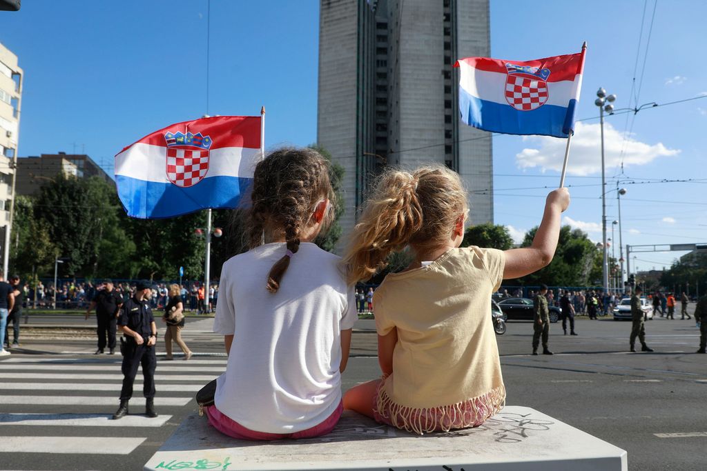 Djeca na mimohodu