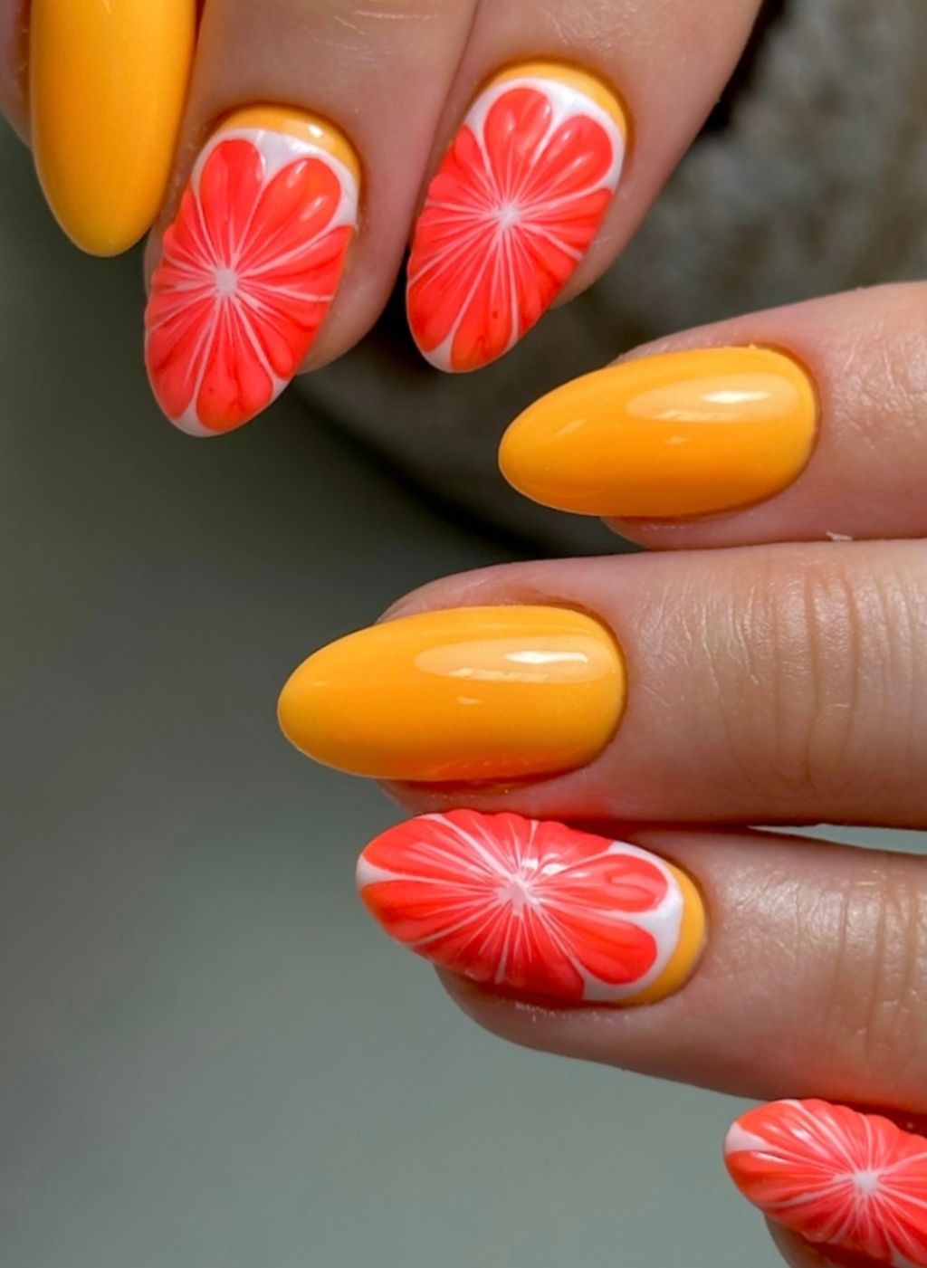 Ako se dodaju i crteži citrusa, dojam je potpun