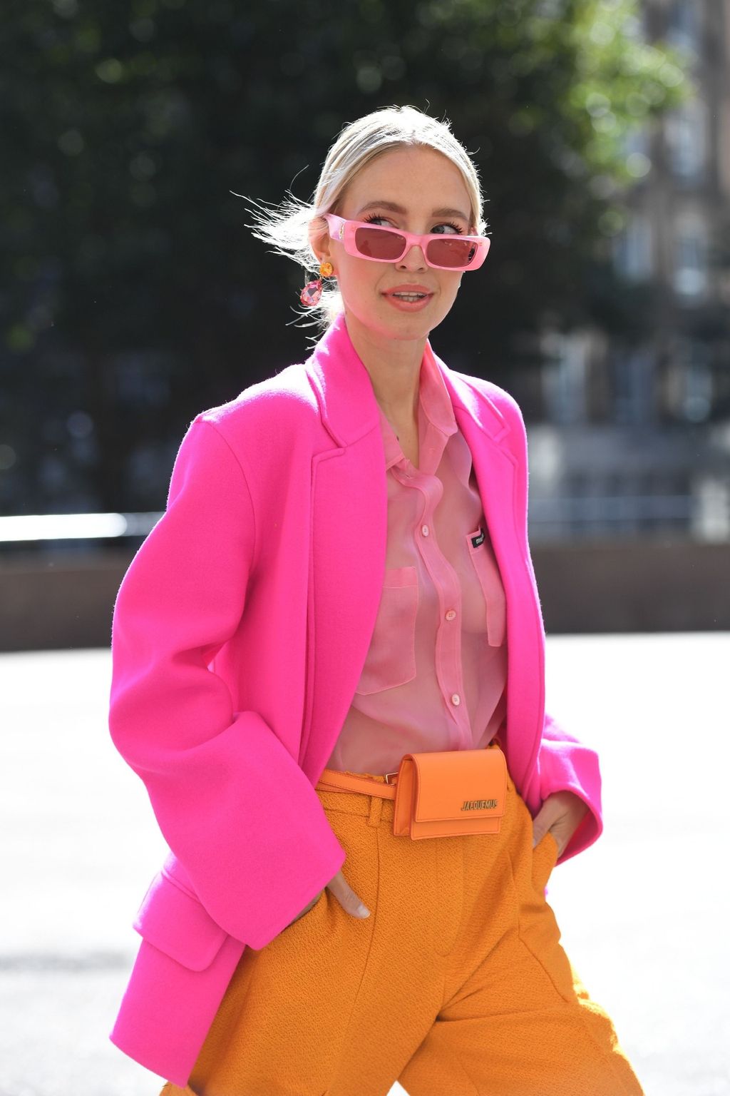 Neonske boje u street style izdanjima s Tjedana mode - 3