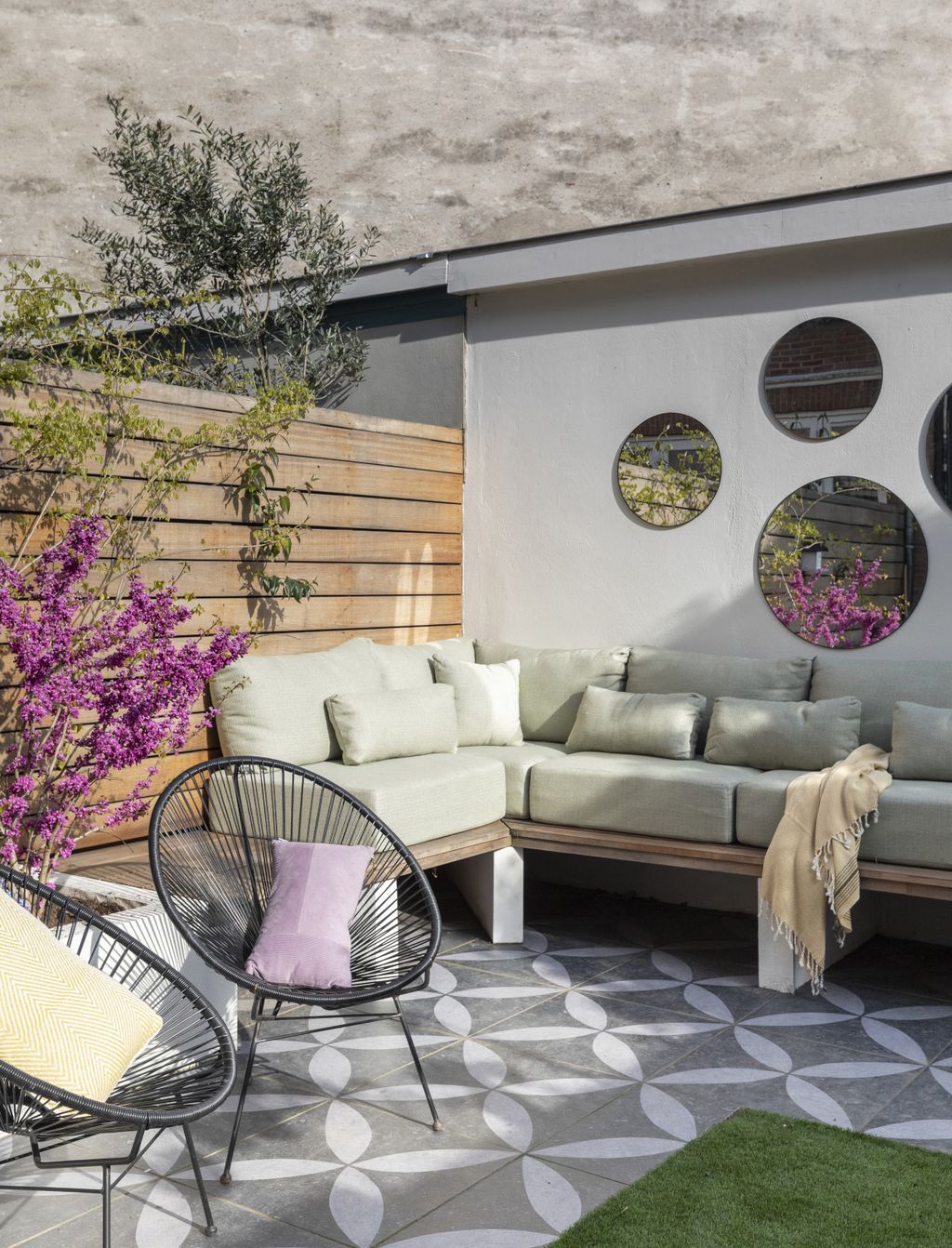 Za terasu i balkon bolje su porculanske pločice