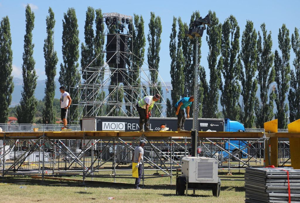Pripreme za koncert Thompsona u Sinju - 47